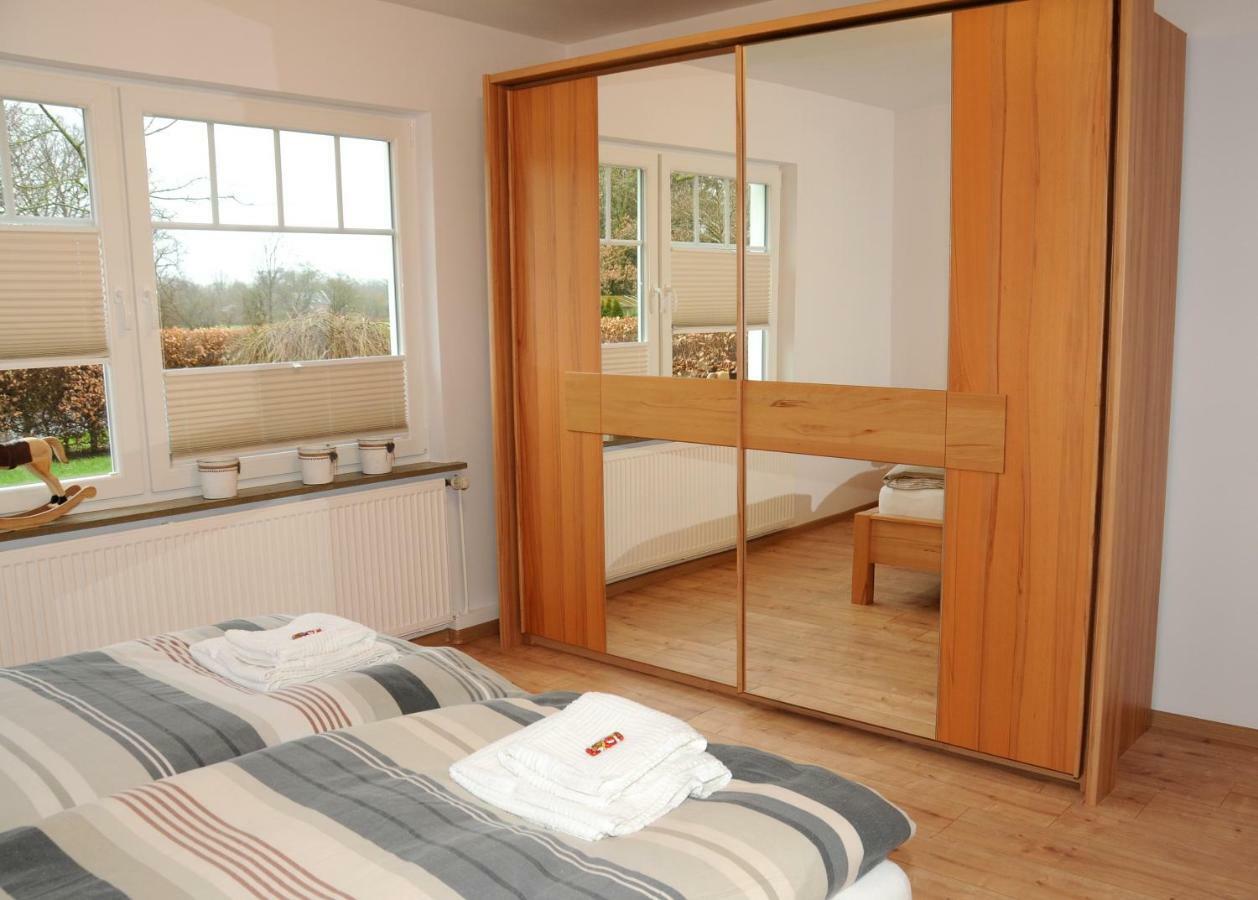Ferienwohnung Landliebe Leer Bagian luar foto